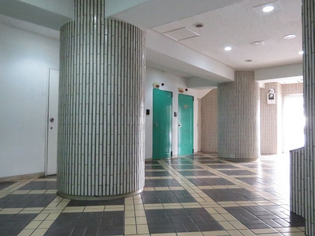 ヴェラハイツ新宿　エントランスホール