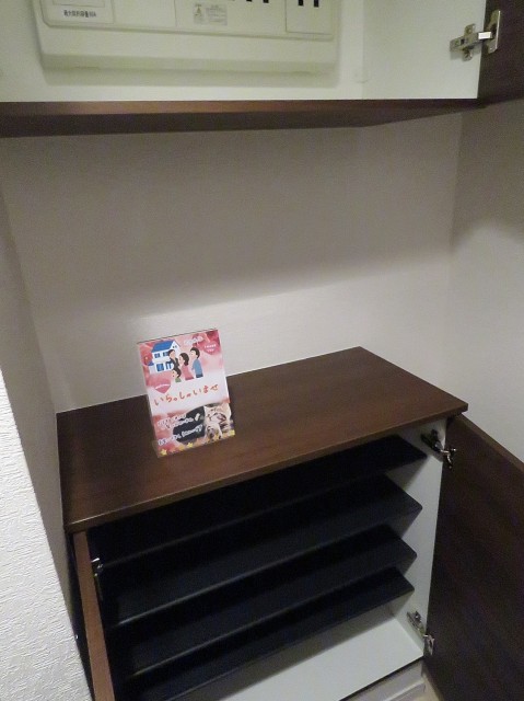 アールヴェール碑文谷　シューズBOX