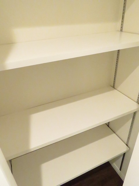 魚菜エステート　廊下収納