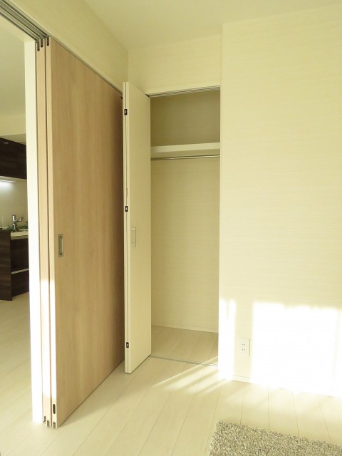 ニューウェルハイツ奥沢　洋室約5.3帖