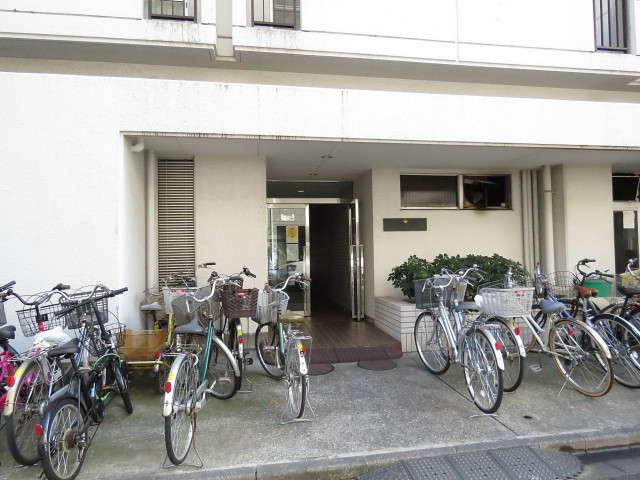 クラウン築地　エントランス