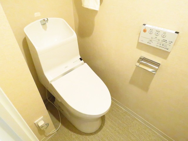 秀和第二神宮レジデンス　トイレ