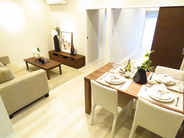 秀和参宮橋レジデンス　LDK約11.4帖