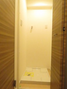 マンション都立大　洗濯機置場