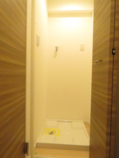 マンション都立大　洗濯機置場