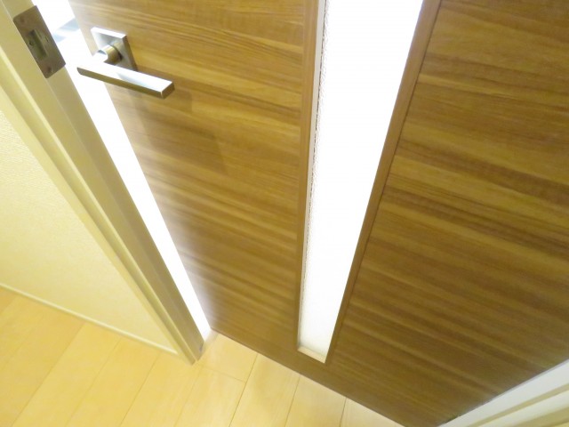 マンション都立大　ＬＤＫ扉