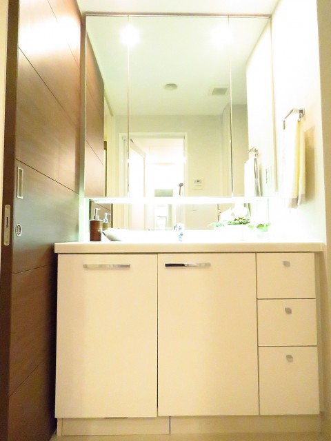 シティハウス代々木参宮橋　洗面化粧台