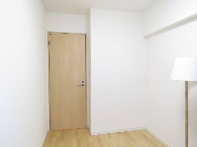 駒沢ガーデンハイツ　洋室約4.0帖