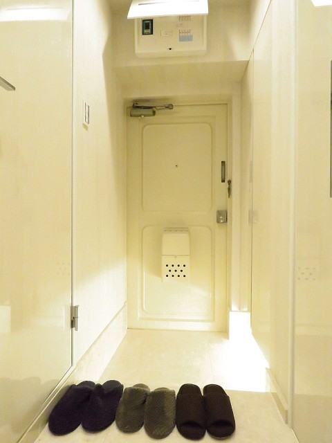 秀和第二神宮レジデンス　玄関ホール