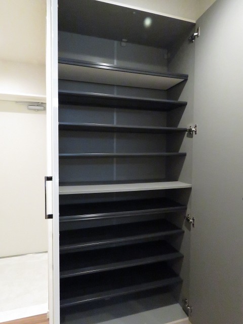 ロイヤルステージ大塚　シューズBOX