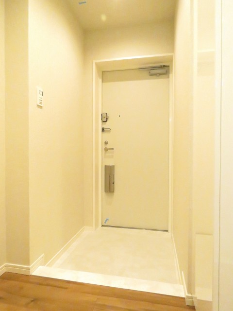 ロイヤルステージ大塚　玄関ホール