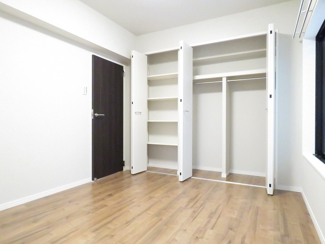 ロイヤルステージ大塚　洋室約5.8帖