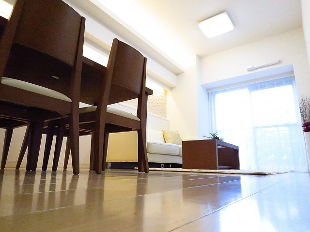 朝日広尾マンション　LDK約12.5帖