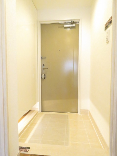 ユーカリハイツ都立大　玄関ホール