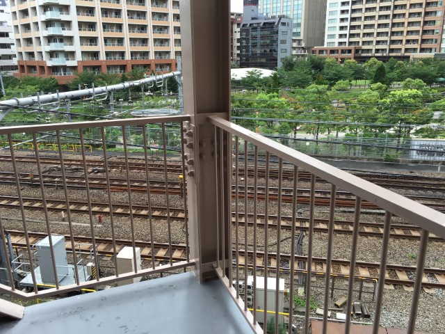 五反田南ハイツ　非常階段