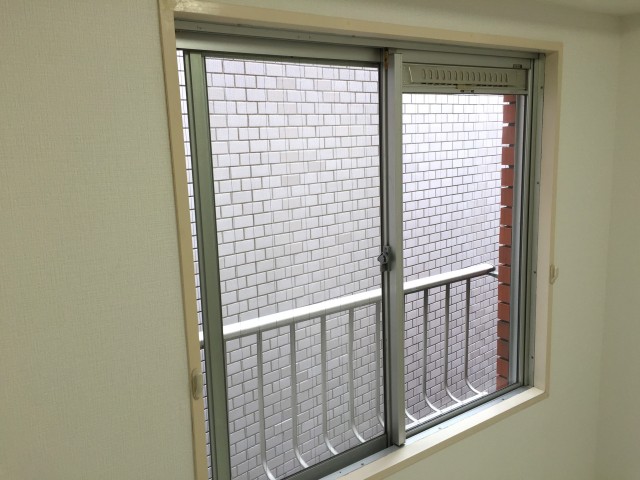 クレール島津山　洋室約4帖開口部