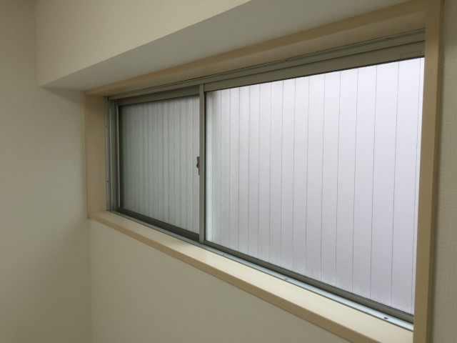 クレール島津山　洋室約6帖開口部