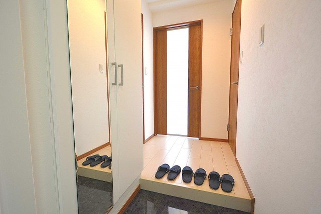 ルモン広尾 玄関