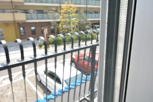 秀和目黒駅前レジデンス バルコニー