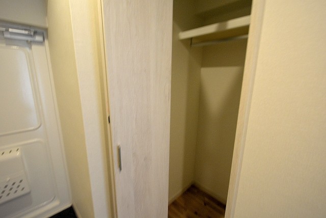 秀和第二神宮レジデンス 玄関