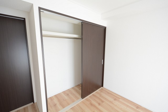 サンロイヤル東山 洋室5.5