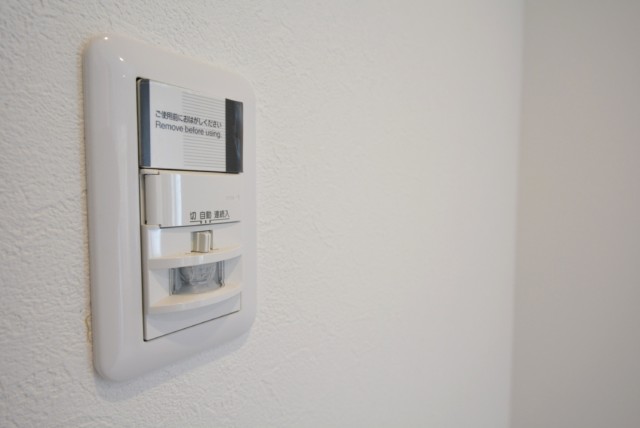 魚菜エステート 玄関