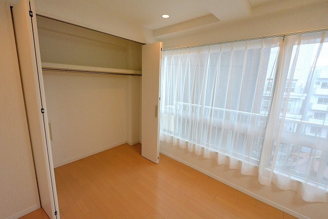 西麻布ハイツ701号室 洋室7帖