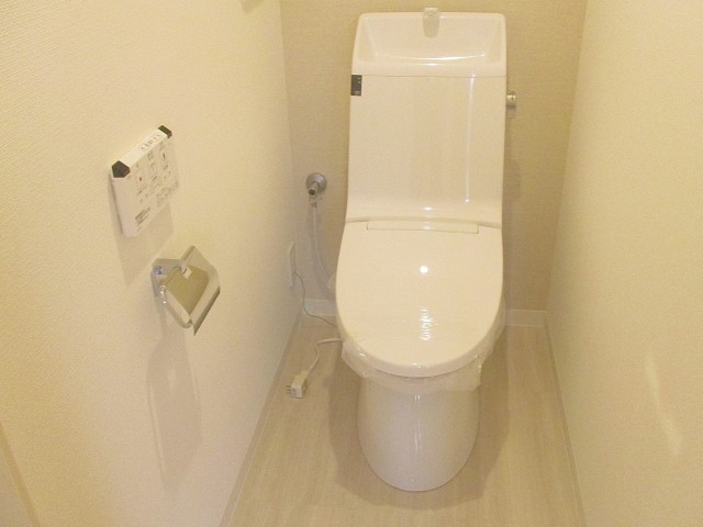 シャトー赤坂台 トイレ