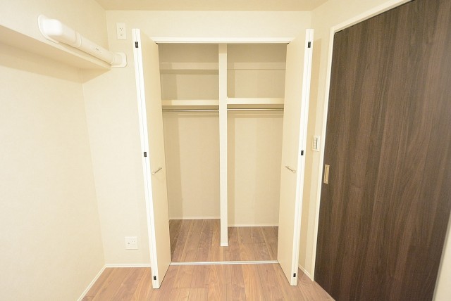 アイタウン ・レピア　洋室