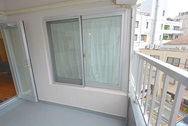 ライオンズマンション南平台　バルコニー