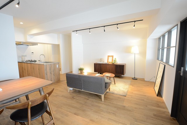 ライオンズマンション南平台 DK