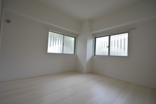 ネオコーポ芦花公園101　洋室①