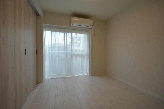 パラスト千歳船橋404　洋室