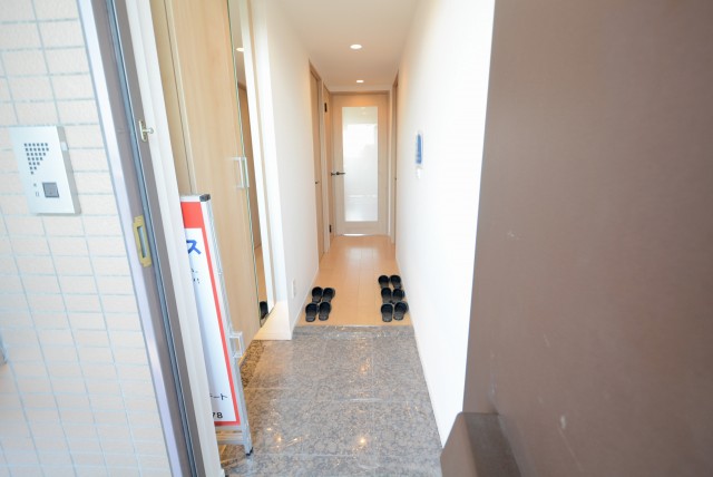 コスモ目黒パルティエ 玄関