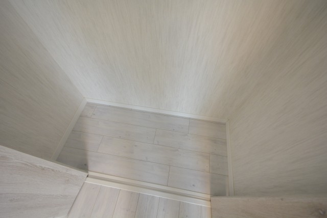 パラスト千歳船橋404　洋室収納２