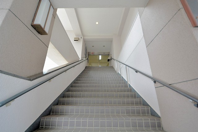 ライオンズマンション南平台 エントランス