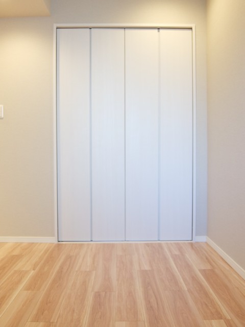 ソフィア経堂＿洋室収納