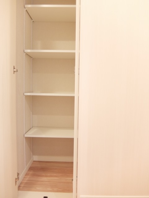 ソフィア経堂＿廊下収納