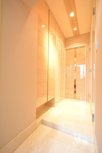 シティ麻布　玄関