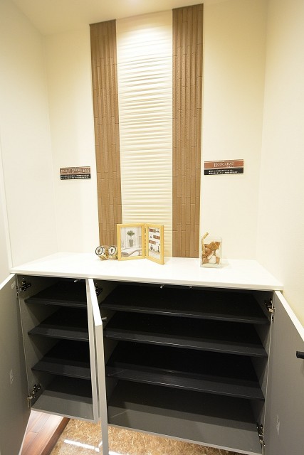 リシェ広尾　カウンタータイプのシューズBOX