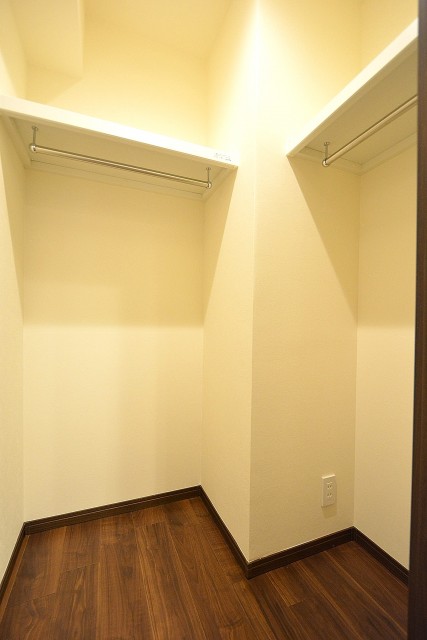 リシェ広尾　5.3帖サービスルームのWIC