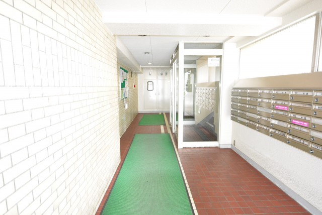 パラスト千歳船橋404　エントランス