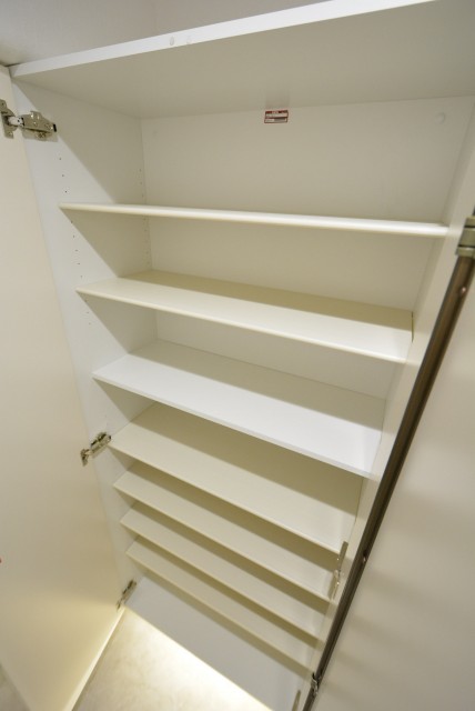 ネオコーポ芦花公園101　シューズボックス