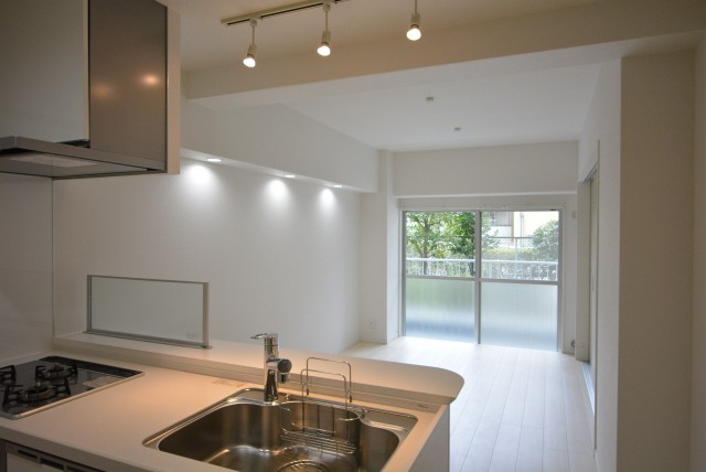 ネオコーポ芦花公園101　リビングダイニング