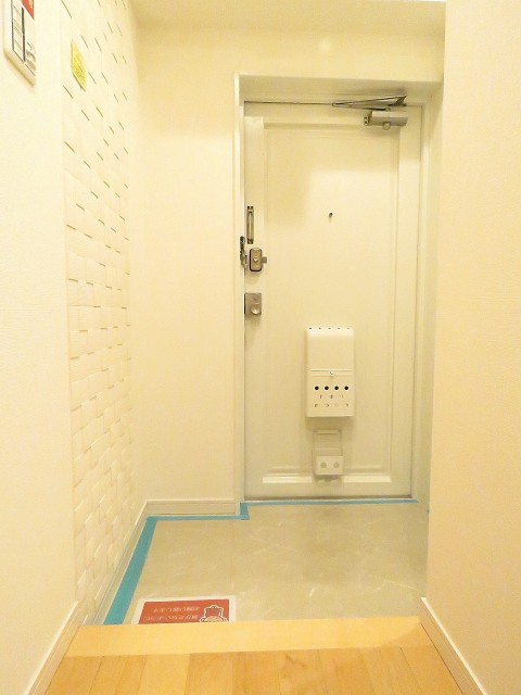 ライオンズマンション白金　玄関ホール