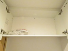 ライオンズマンション白金　トイレ収納
