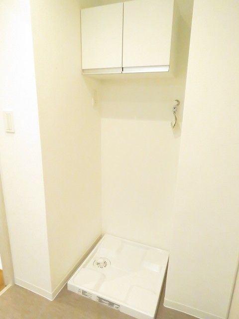 フェルテシモ祐天寺　洗濯機置場