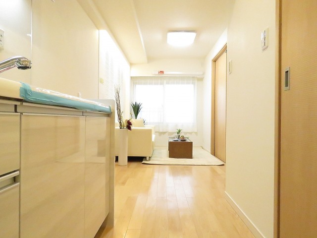 ライオンズマンション白金　LDK約8.0帖