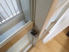 ライオンズマンション白金　二重サッシ