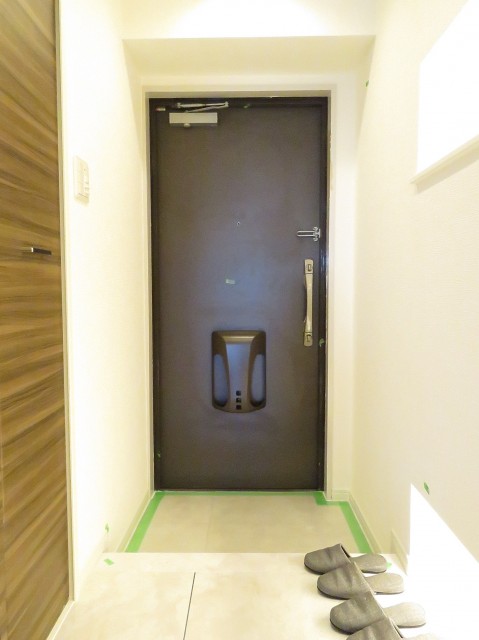 ニューライフ等々力　玄関ホール